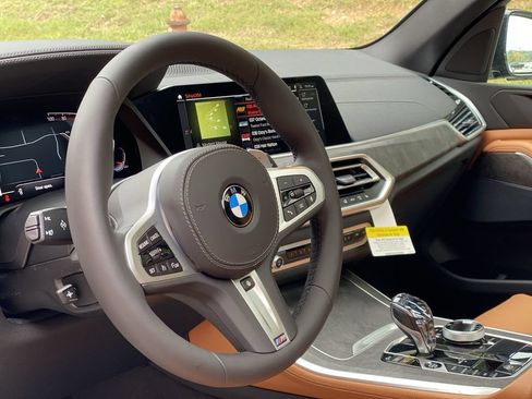 Used 2022 BMW X5 xDrive40i w/ M Sport Package AWD/4WD image 36