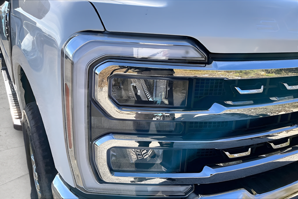 New 2026 Ford F250 Lariat w/ Lariat Premium Package AWD/4WD image 17
