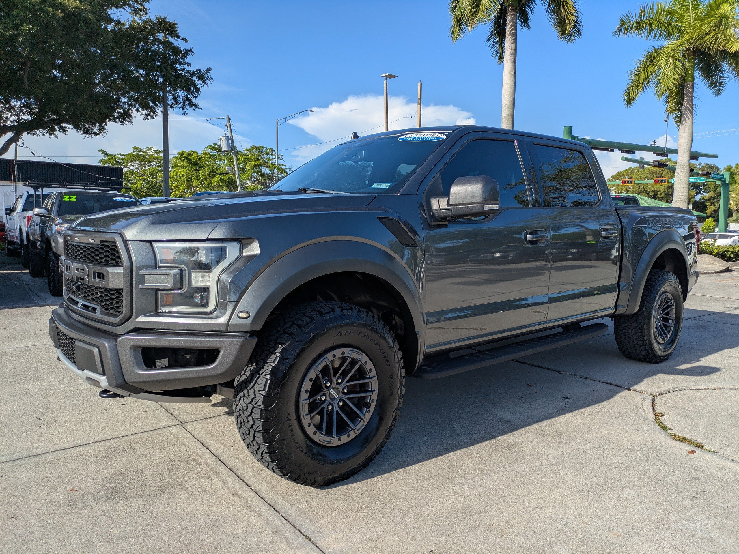 Used 2019 Ford F150 Raptor w/ Equipment Group 802A Luxury AWD/4WD image 7