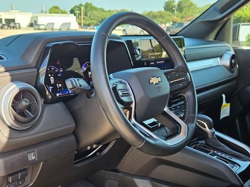 Used 2024 Chevrolet Colorado LT w/ LT Convenience Package RWD image 10