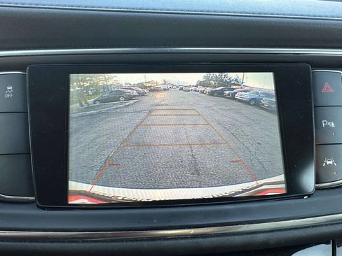 Used 2019 Buick Enclave Premium FWD image 39