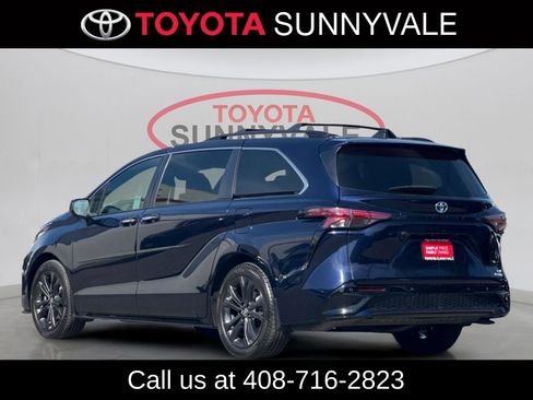Certified 2024 Toyota Sienna XSE FWD image 8