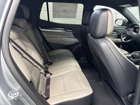 New 2027 GMC Terrain Elevation w/ Elevation Premium Package FWD image 9
