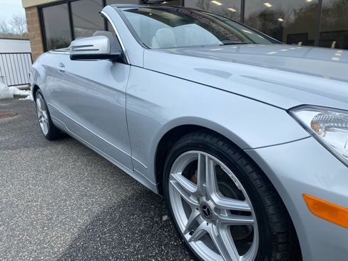 Used 2011 Mercedes-Benz E 350 E350 Cabriolet image 29