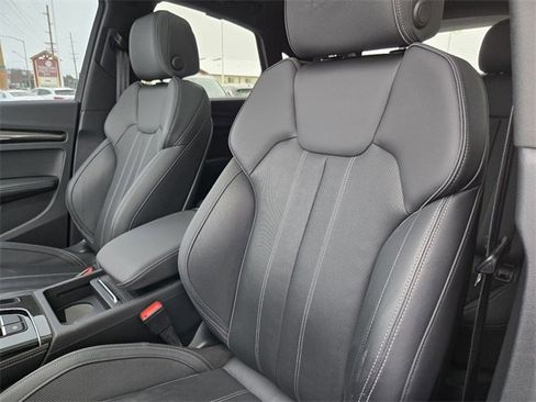Used 2021 Audi SQ5 Prestige w/ Prestige Package image 15