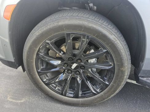 Used 2024 Cadillac Escalade Sport Platinum w/ LPO, ONYX Package AWD/4WD image 2