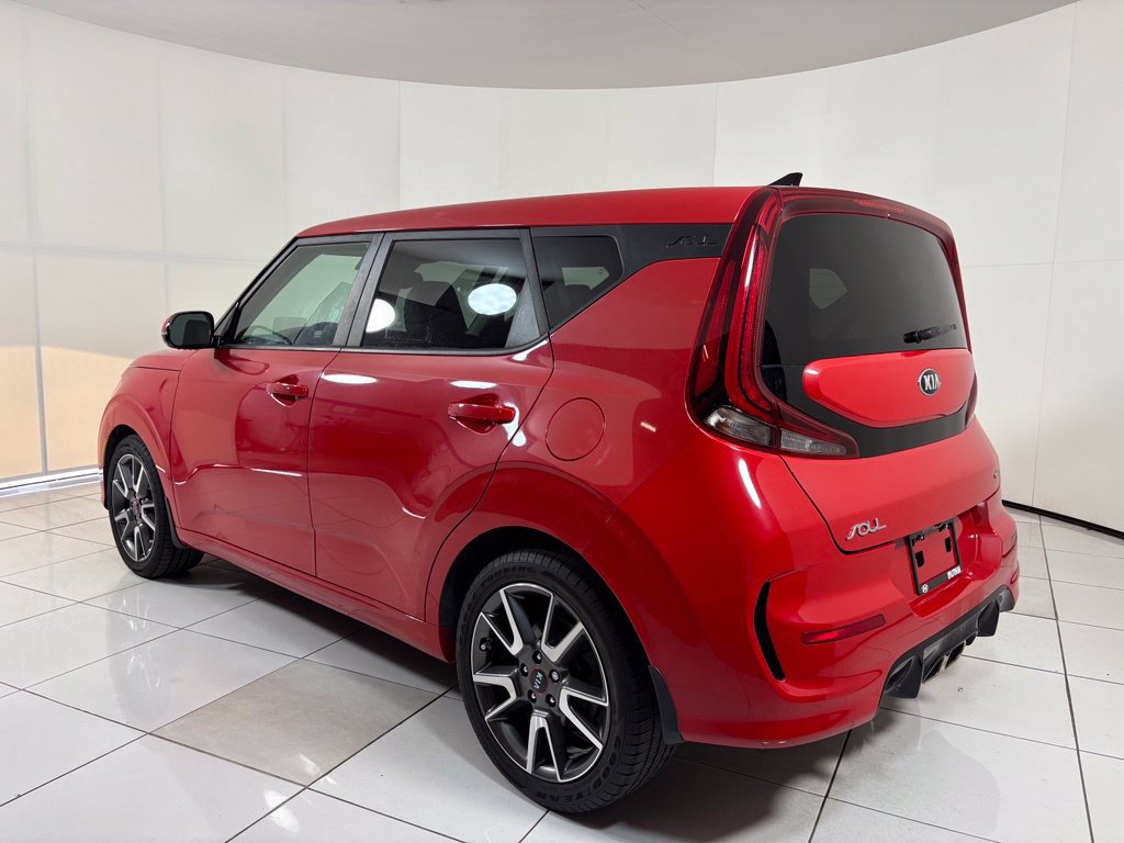 Used 2021 Kia Soul Turbo FWD image 2