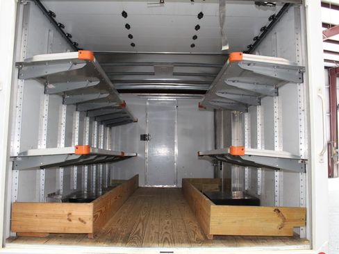 Used 2022 Ford E-450 and Econoline 450 Super Duty RWD image 11