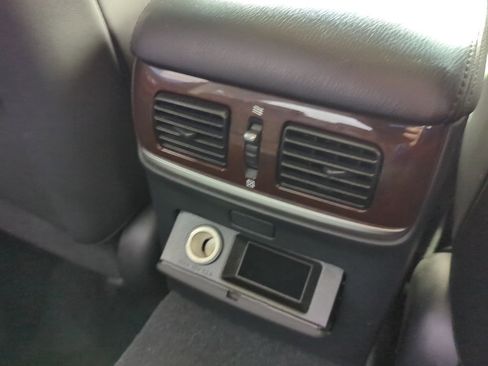 Used 2016 INFINITI Q70 L 3.7 image 38