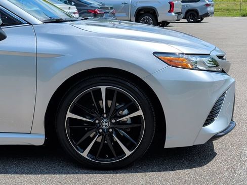 Certified 2019 Toyota Camry XSE FWD image 11