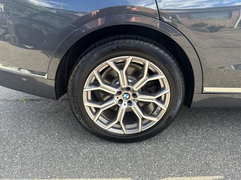 Used 2019 BMW X7 xDrive40i w/ Premium Package AWD/4WD image 19