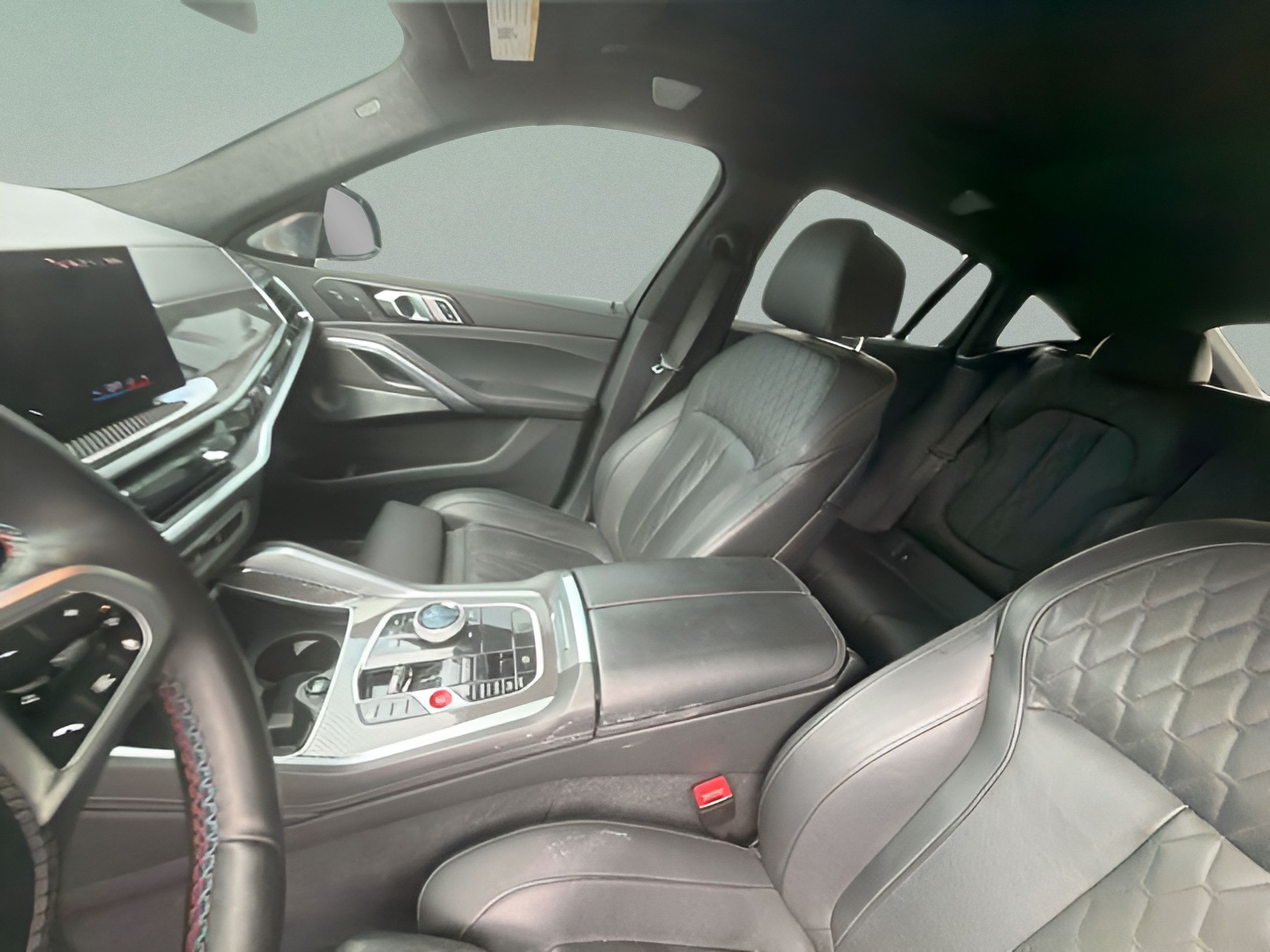 Used 2024 BMW X6 M60i AWD/4WD image 13