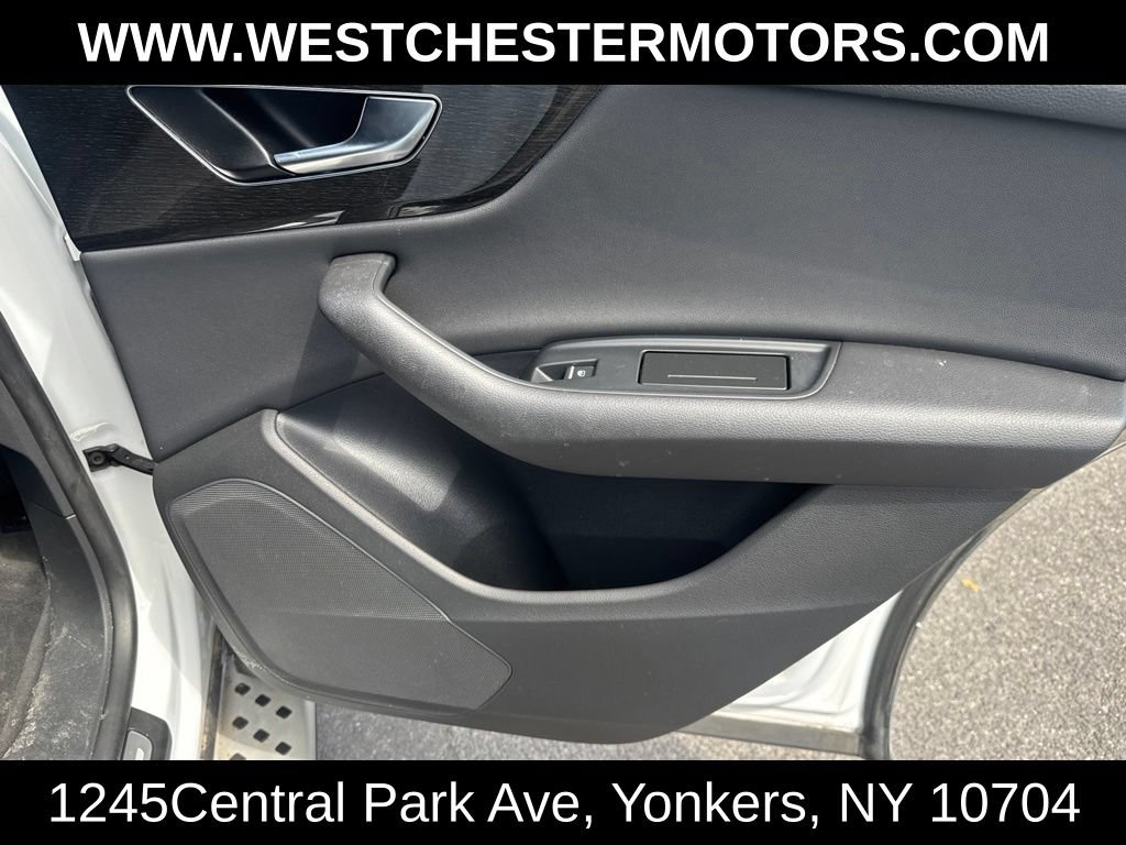 Used 2021 Audi Q8 Premium w/ Black Optic Package AWD/4WD image 17