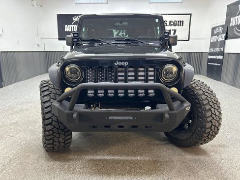 Used 2012 Jeep Wrangler Sport AWD/4WD image 2