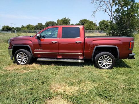 Used 2017 GMC Sierra 1500 SLT w/ SLT Premium Package image 8