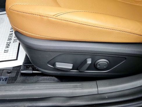 Used 2025 Hyundai Sonata Limited FWD image 12