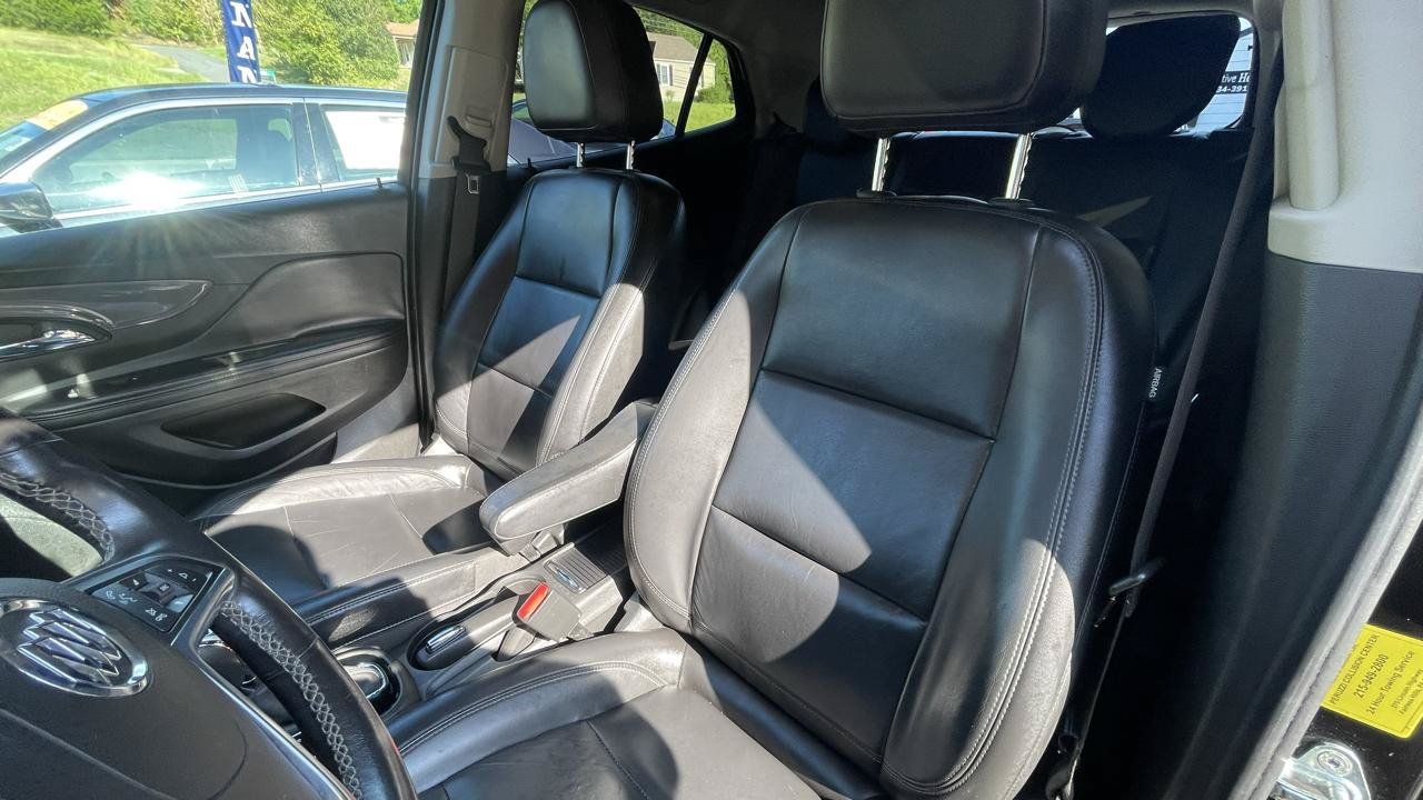 Used 2019 Buick Encore Essence AWD/4WD image 17