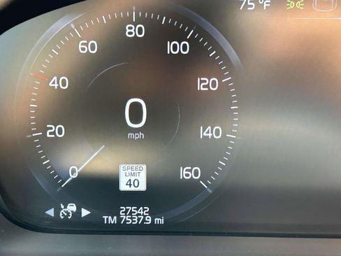 Certified 2022 Volvo XC90 T6 Inscription w/ Lounge Package image 24