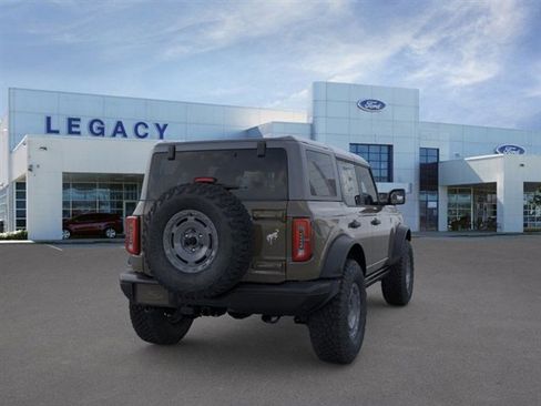 New 2025 Ford Bronco Badlands image 8