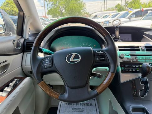 Used 2012 Lexus RX 350 FWD w/ Premium Pkg image 11
