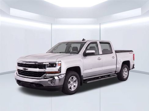 Used 2018 Chevrolet Silverado 1500 LT w/ All Star Edition AWD/4WD image 2