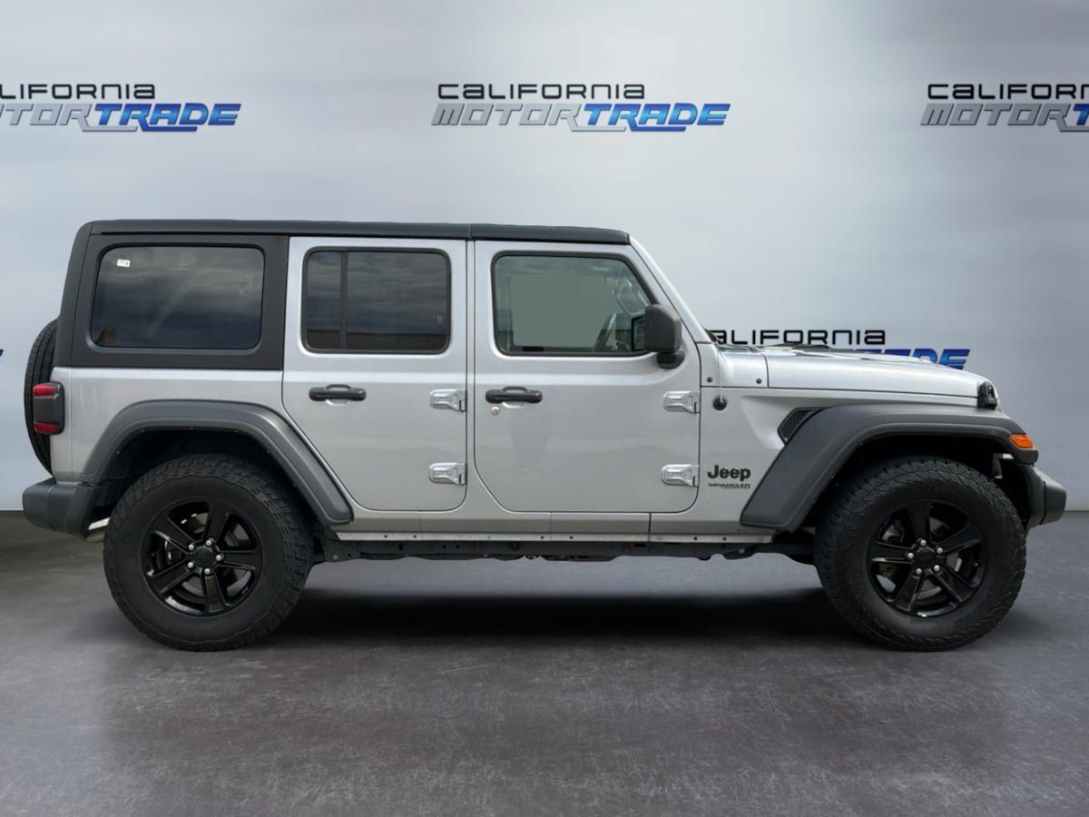 Used 2021 Jeep Wrangler Unlimited Sport AWD/4WD image 4