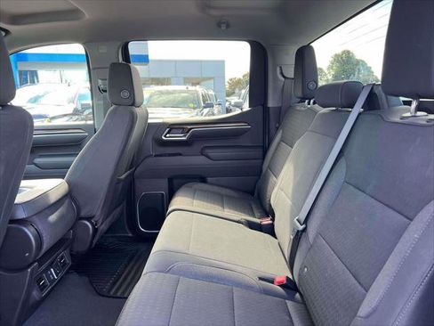 Used 2025 Chevrolet Silverado 1500 LT image 14