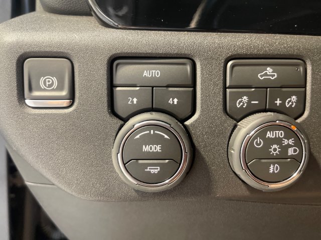 Used 2026 Chevrolet Silverado 1500 RST AWD/4WD image 14