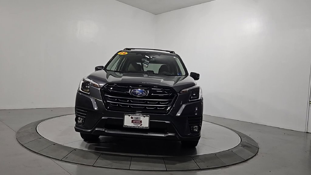Certified 2024 Subaru Forester Limited AWD/4WD image 9