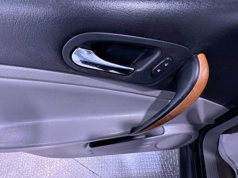 Used 2006 Saturn Vue 2WD V6 image 12