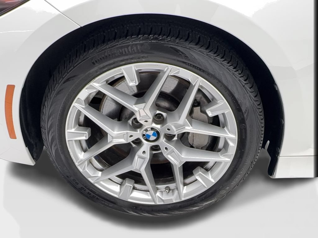Used 2025 BMW 330i Sedan RWD image 14