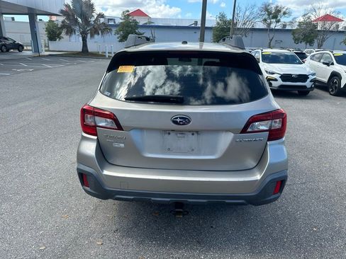 Used 2019 Subaru Outback 2.5i image 6
