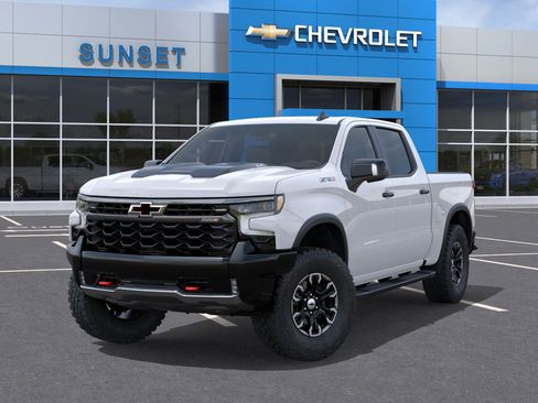 New 2026 Chevrolet Silverado 1500 ZR2 AWD/4WD image 6