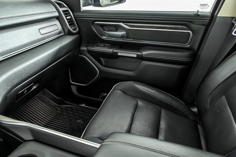 Used 2019 RAM 1500 Laramie AWD/4WD image 30