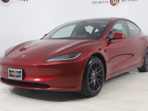 Used 2024 Tesla Model 3 Standard Range image 5