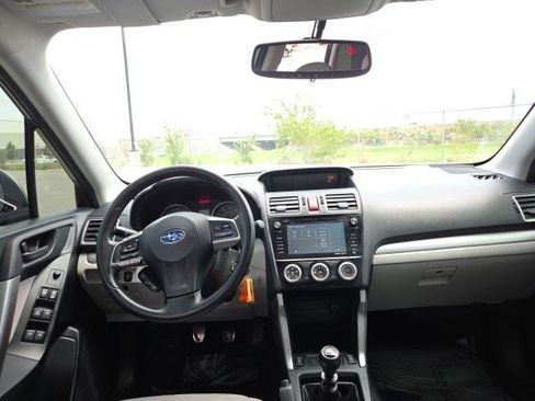 Used 2016 Subaru Forester 2.5i Premium AWD/4WD image 15