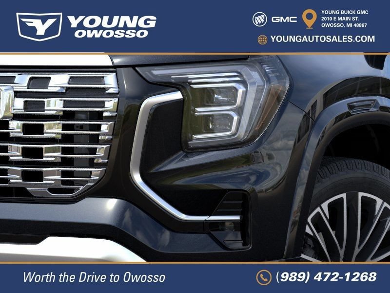 New 2026 GMC Terrain Denali w/ LPO, Black Badging Package AWD/4WD image 11