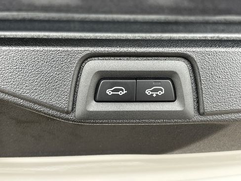 Used 2026 BMW X7 xDrive40i AWD/4WD image 28