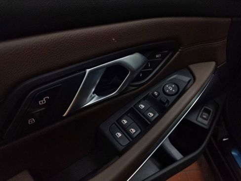 Used 2026 BMW 330i xDrive Sedan w/ Premium Package image 12