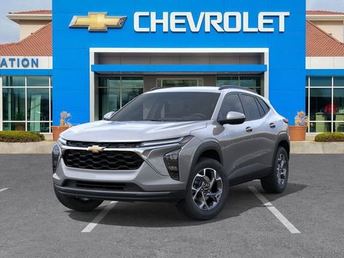New 2026 Chevrolet Trax LT w/ LT Convenience Package image 6