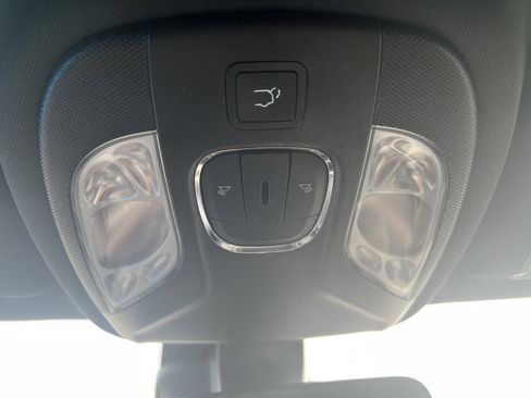 Certified 2025 Jeep Compass Trailhawk w/ Trailhawk Elite Group AWD/4WD image 13