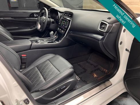 Used 2023 Nissan Maxima Platinum w/ Sport Mat Group FWD image 8