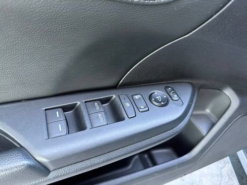 Used 2018 Honda Civic Sport Touring image 7