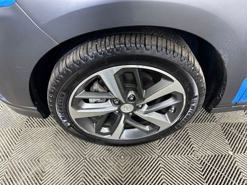 Used 2019 Hyundai Kona Limited image 10