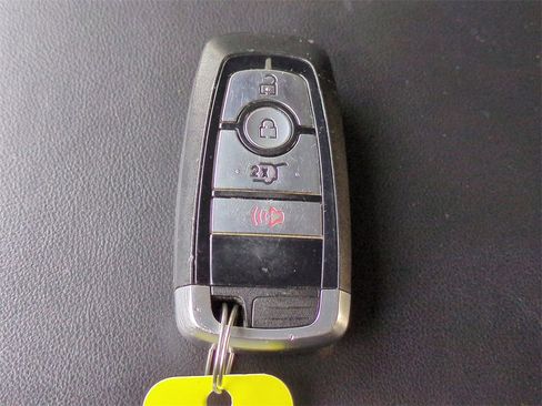 Certified 2022 Ford Explorer XLT w/ Class IV Trailer Tow Package image 28