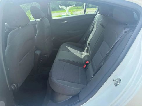 Used 2017 Chevrolet Cruze LT w/ RS Package image 19
