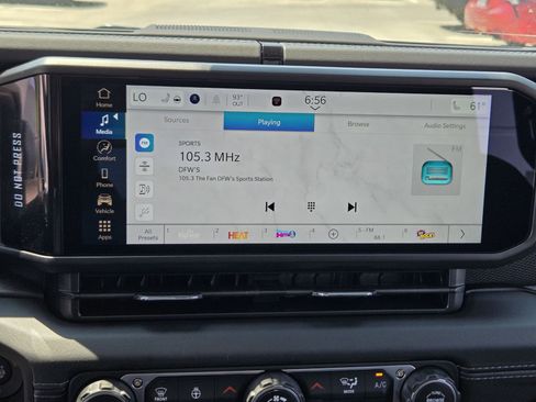 New 2025 Jeep Wrangler Unlimited Rubicon image 14