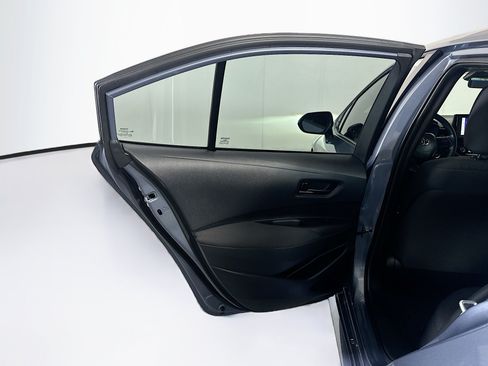 Used 2025 Toyota Corolla LE w/ Convenience Package FWD image 27