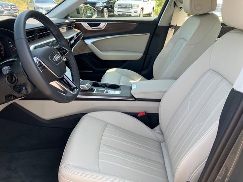 Used 2025 Audi A6 3.0T Premium image 13