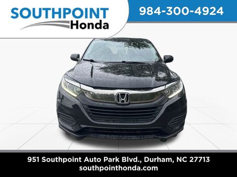Used 2022 Honda HR-V LX image 2